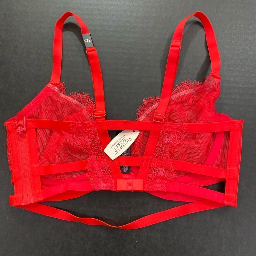 Victoria’s Secret VERY SEXY Unlined Demi strappy lace bra red 32D - Picture 3 of 4